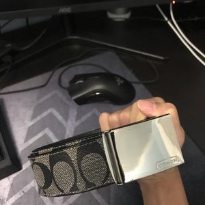 Pre Owned Authentic Men’s Coach Belt